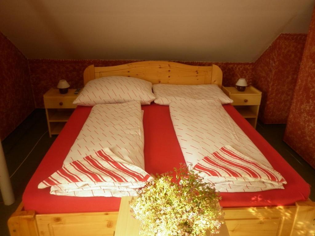 Taltos Vendeghaz Bed & Breakfast Szilvasvarad Phòng bức ảnh